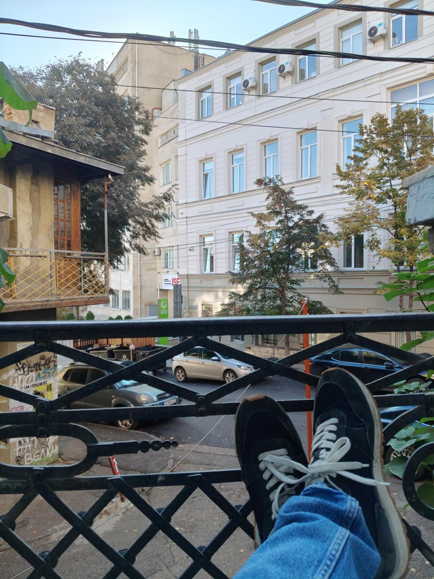 Ambience Hostel & Apartments Tbilisi Bagian luar foto