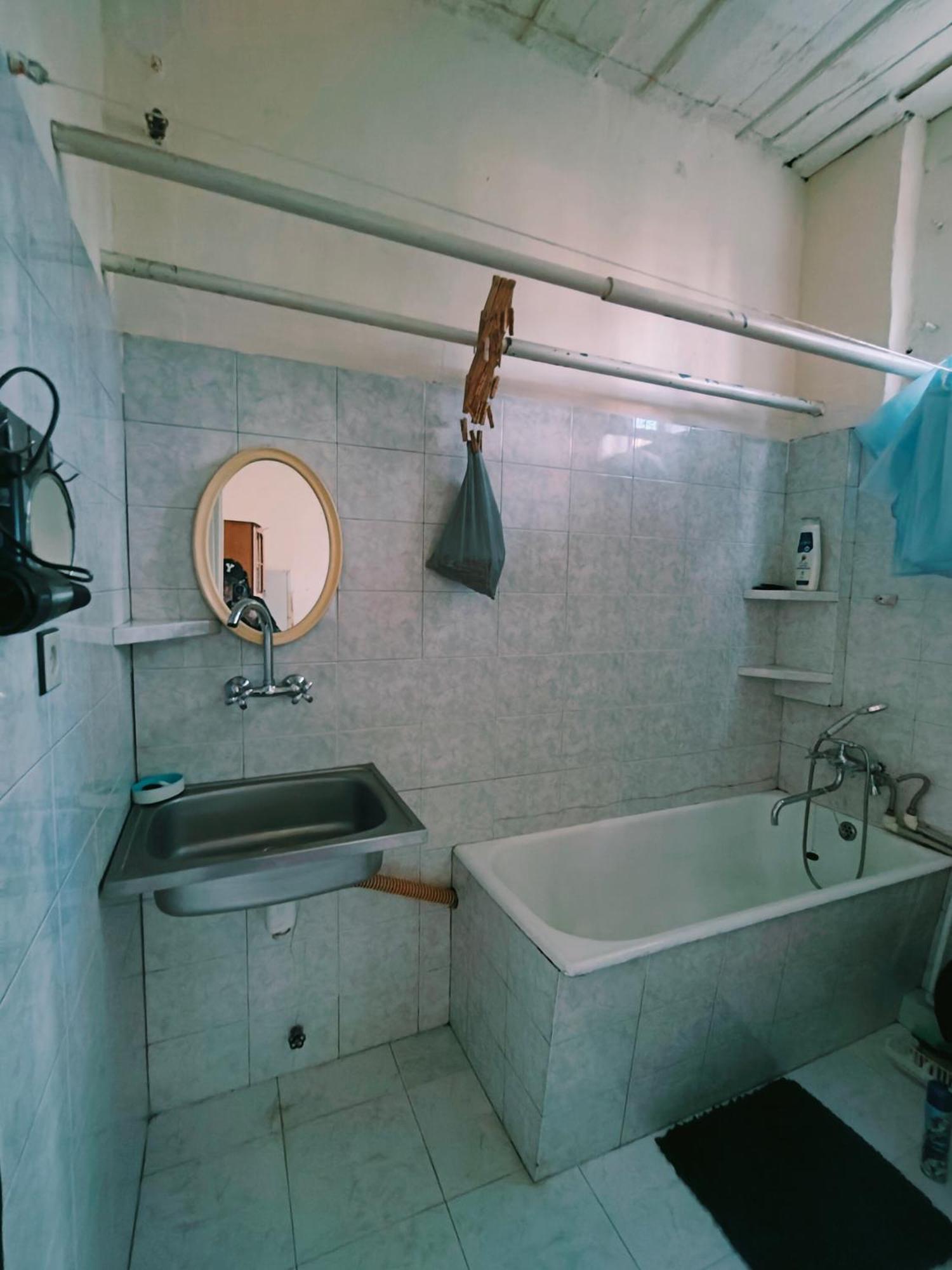 Ambience Hostel & Apartments Tbilisi Bagian luar foto